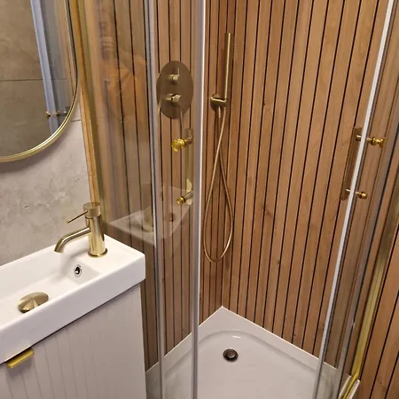 アパート U Zuzi *